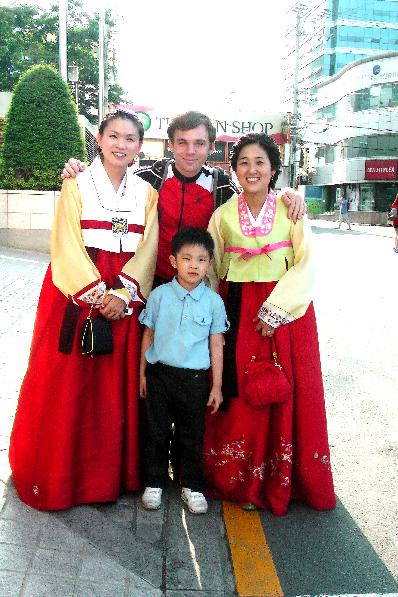 Hanbok, a traditional Korean dress. Worn here for a wedding.