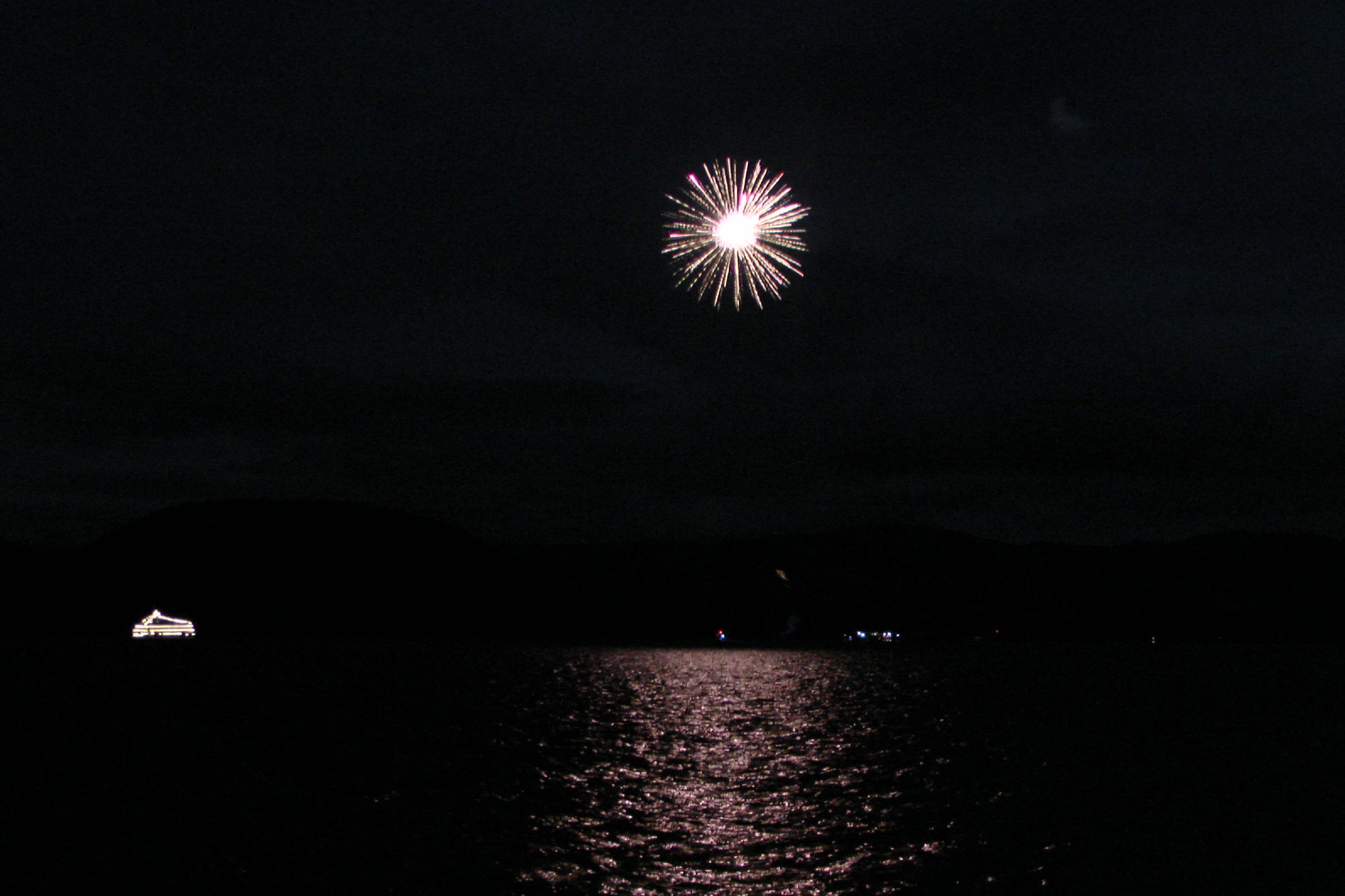 Firework in Toyako