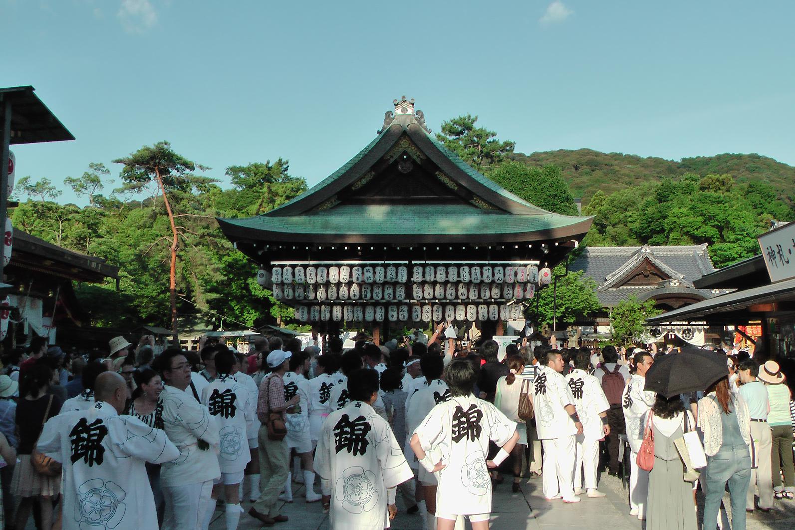 Yasaka Shrine temple complex