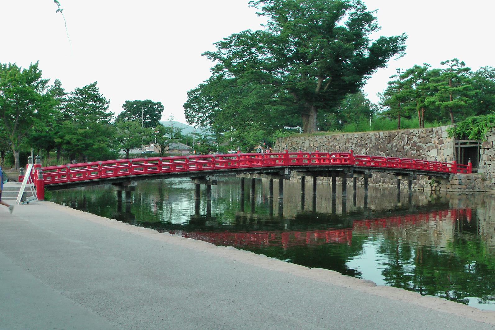 Bridge to the castle of Matsumoto