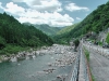 The incline alongside the Kiso river is pretty low.