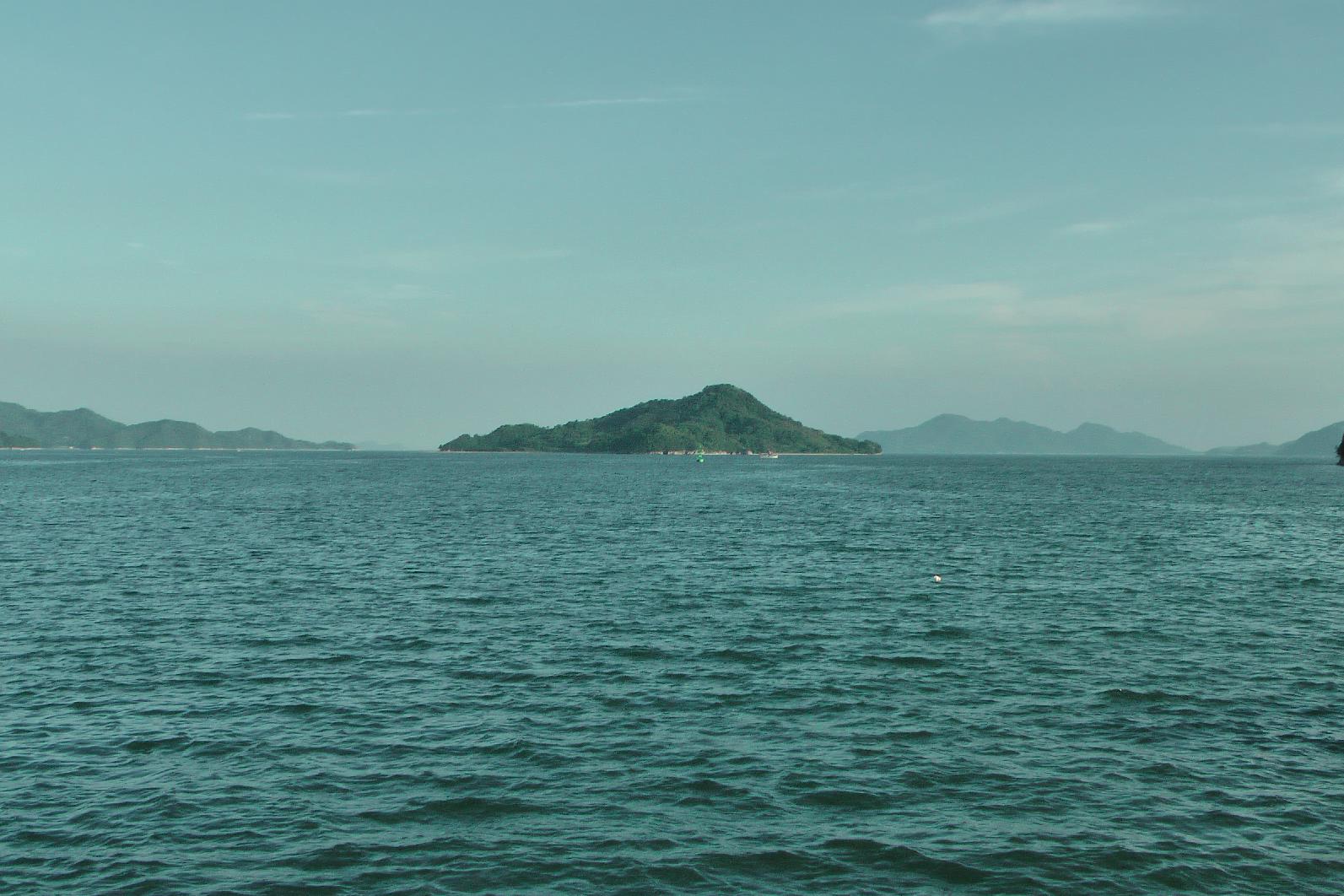 The japanese Seto Inland sea close to Onomichi